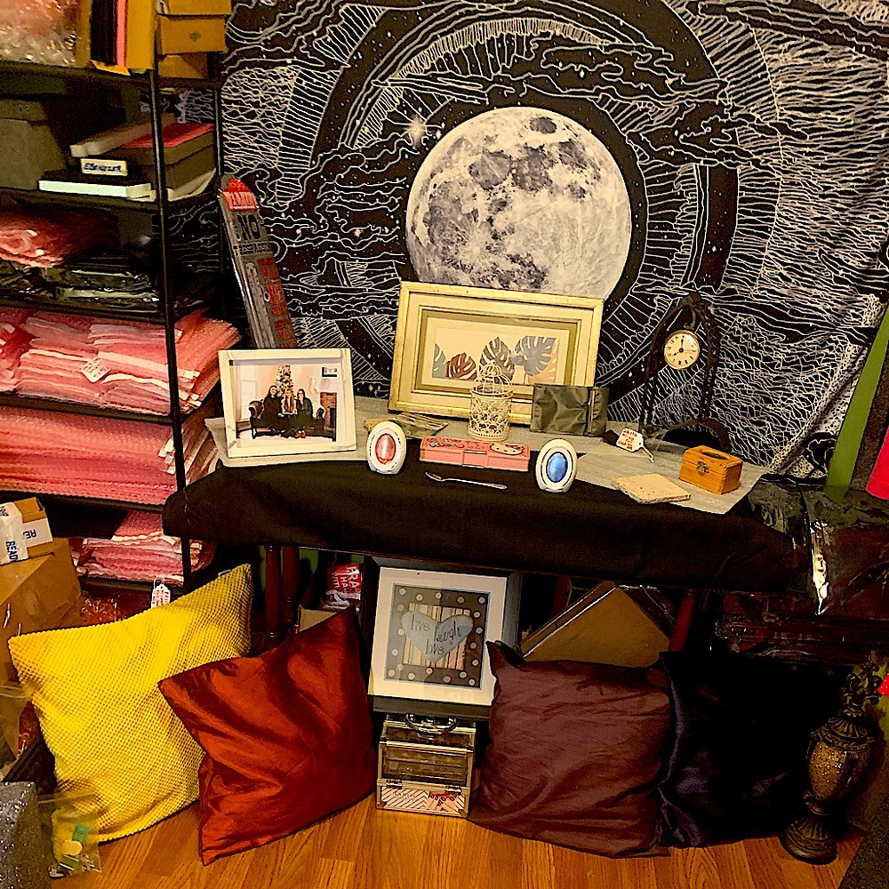 SIMPLY. THRIFTY.   Open for Business. Just send  me and email or tex !?